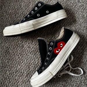COMME des GARÇONS PLAY x Converse Black Low-Top Sneakers with Red Heart
